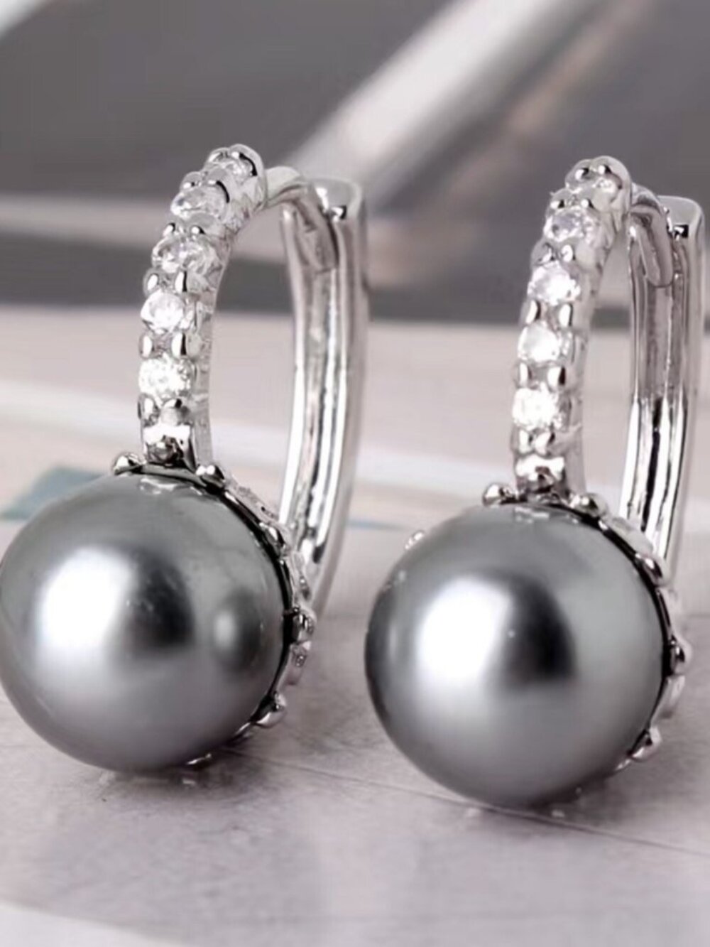 Artificial Pearl Zircon Drop Dangle Earrings NWT